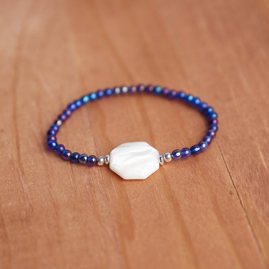 Vintage Seed Bead and Shell bracelet with Hematite