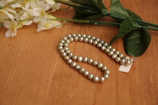 Greenish/Silver/Champagne Freshwater Pearls – approx. 7mm