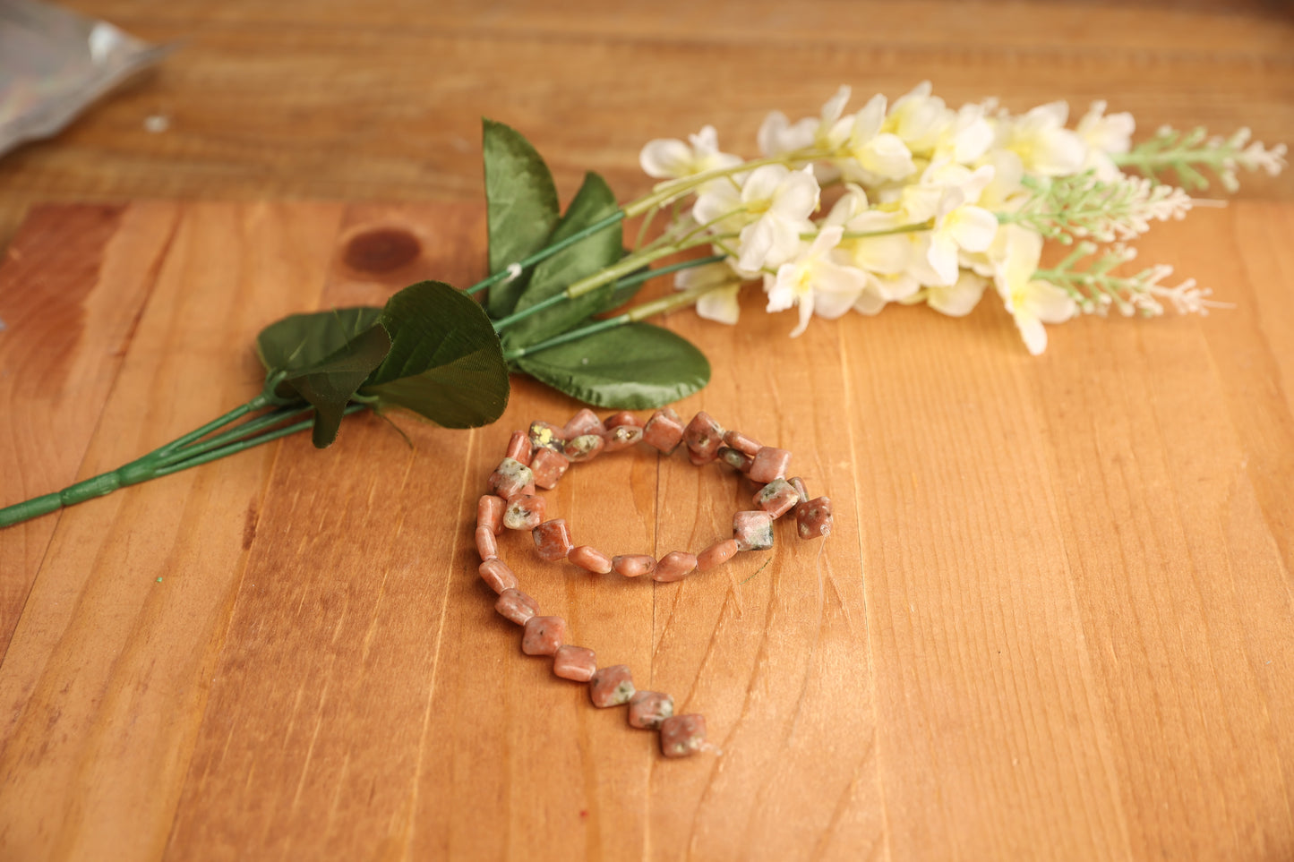 Spicy Jasper Diamond 10mm