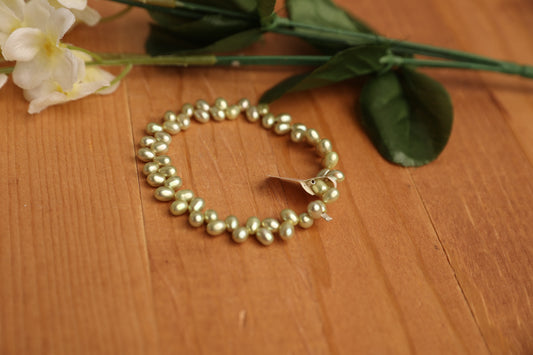 Green Freshwater Pearl Teardrops – approx. 5×7mm – Half Strand