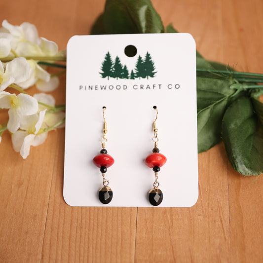 Red Dyed Howlite and Onyx Teardrop
