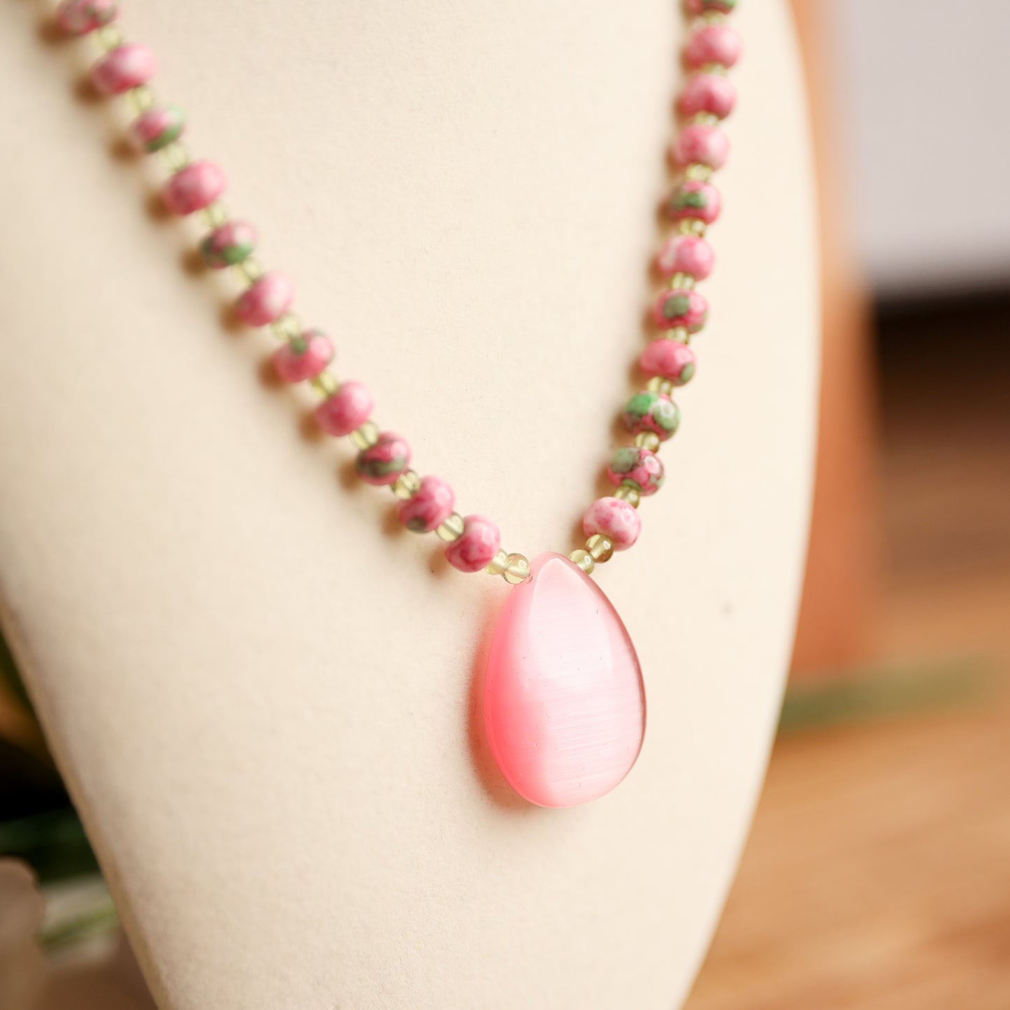 Pretty in Pink Necklace