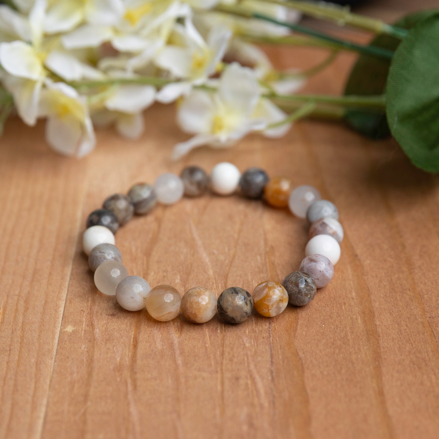 Bamboo Leaf Agate - 6.5 inches unstretched