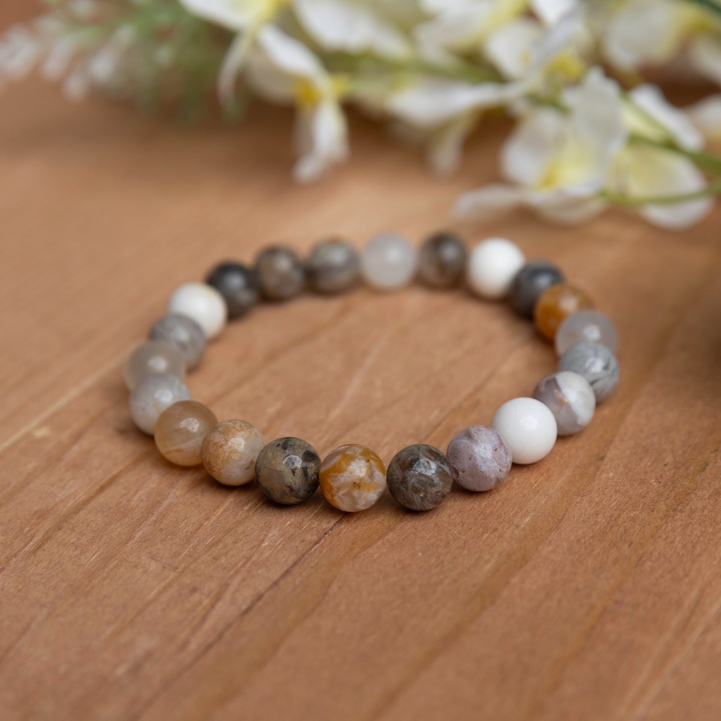 Bamboo Leaf Agate - 6.5 inches unstretched