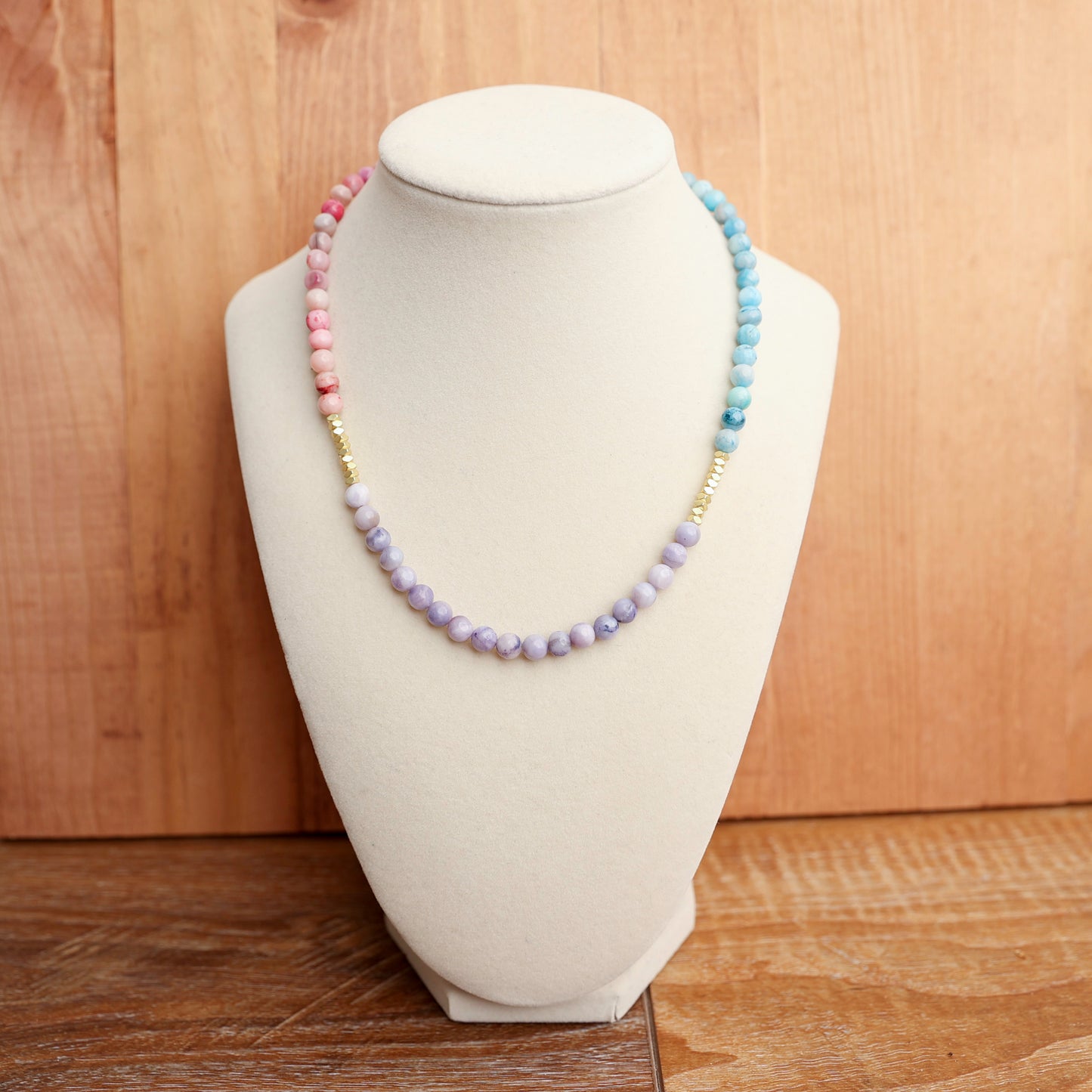Dyed Agate and Hematite Necklace